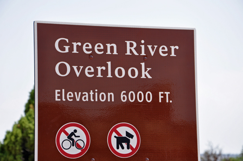 sign: Green river Overlook